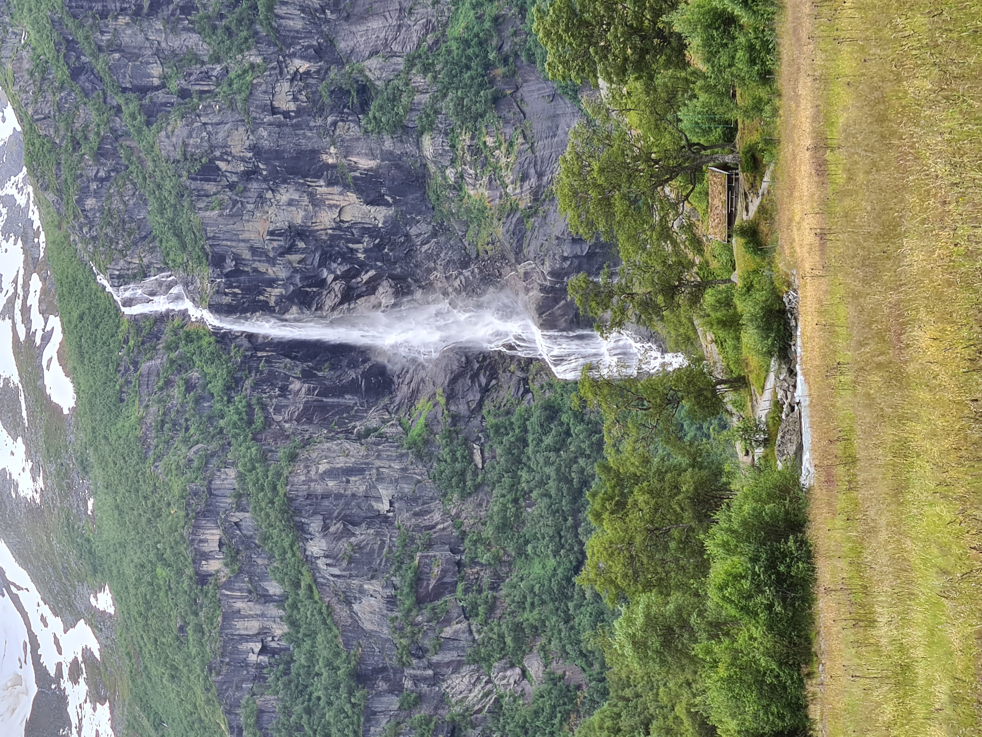 Brikdalsbreen